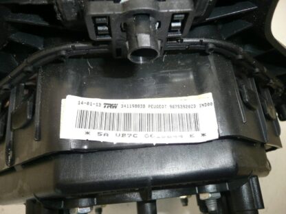 Airbaglenkrad Peugeot 301 96753920ZD – Bild 2