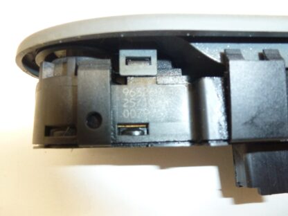 Fenster- und Spiegeltreiber Citroën C5 96326944ZJ 6554Z5 – Bild 3