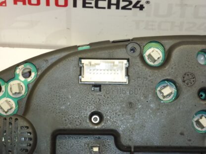 Tacho Peugeot 406 2.0 HDI 9630372780 6101PG – Bild 4