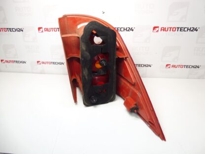 Rechte Rückleuchte Peugeot 1007 9646116880 9685644980 89031533 6351V5 – Bild 2