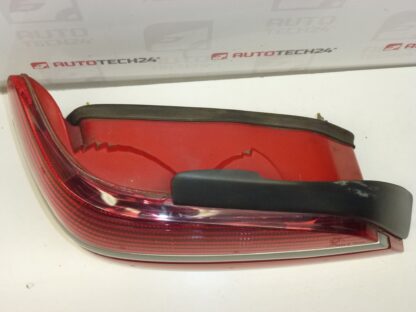 Heckleuchte links mit Streifen Peugeot 406 4 Türen 9630364877 6350L5 634737 – Bild 2