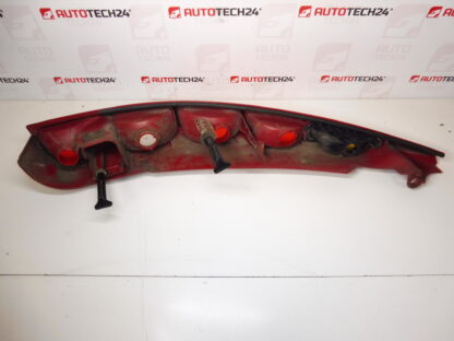 Rechte hintere Heckleuchte Citroën C8 6351CZ – Bild 2