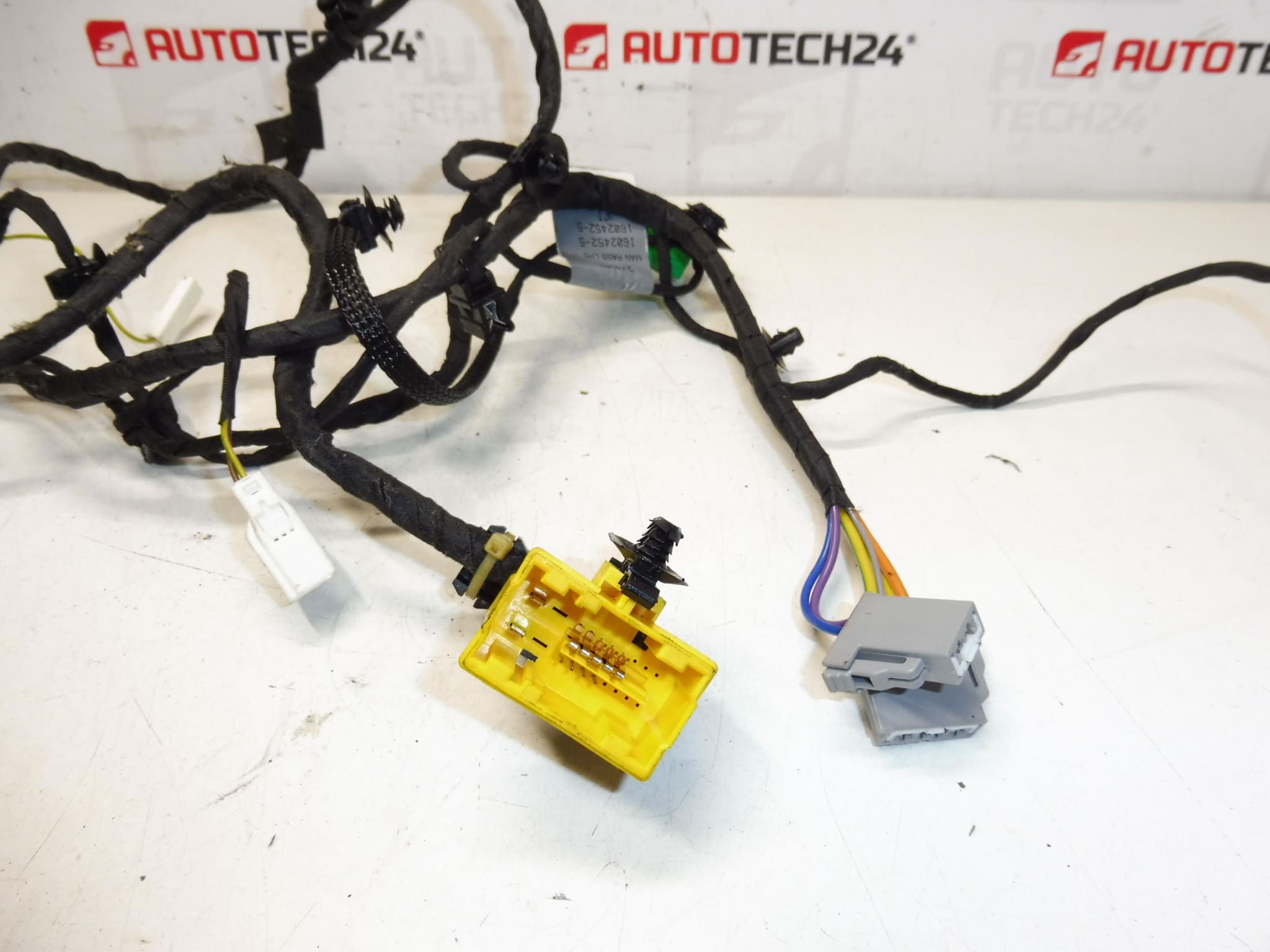 Kabelbaum für den rechten Vordersitz Peugeot 3008 5008 1602452-5 6545XV – Bild 2