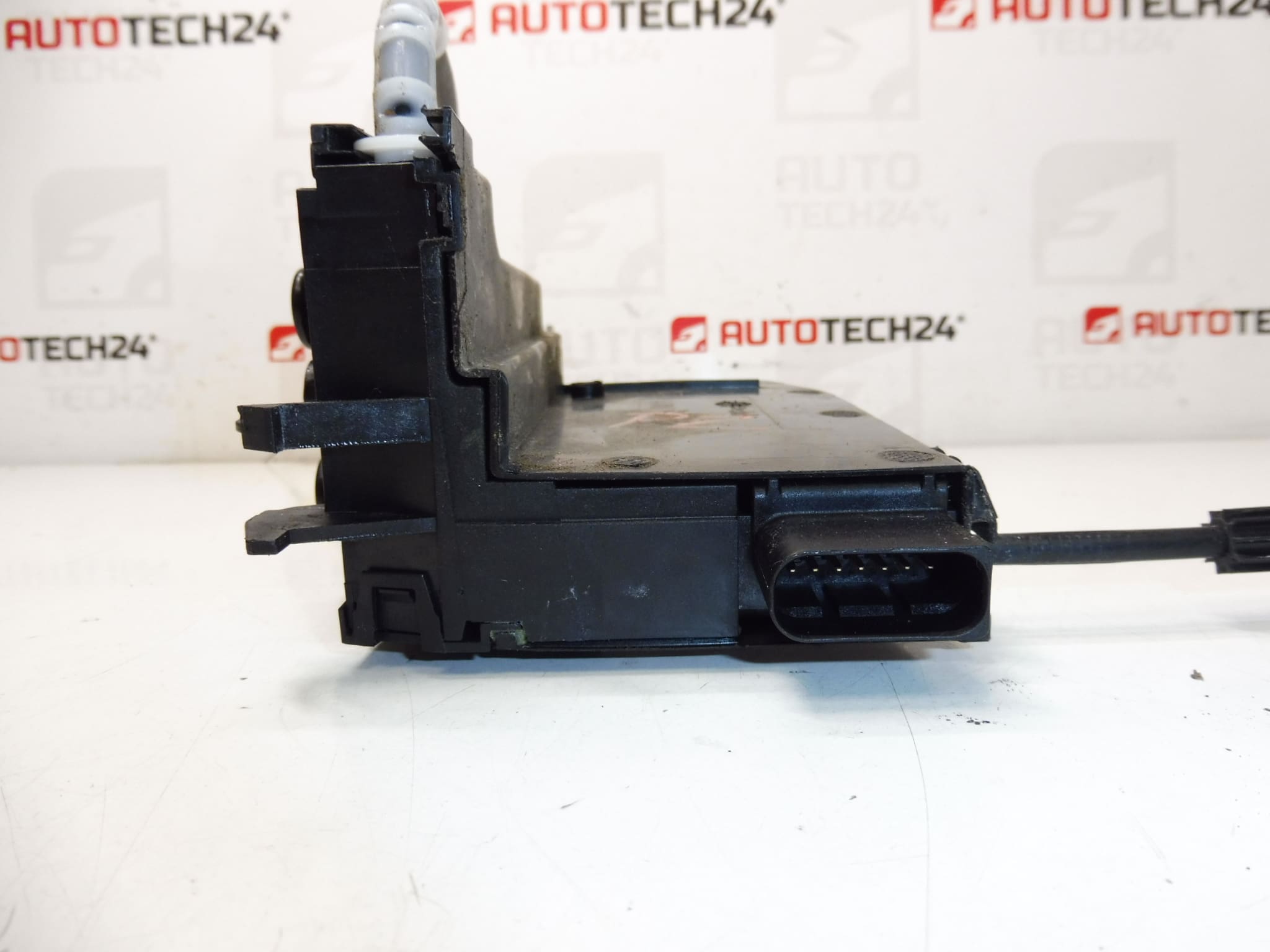 Schloss Beifahrertür rechts hinten Peugeot 308 T9 9826110980 – Bild 2